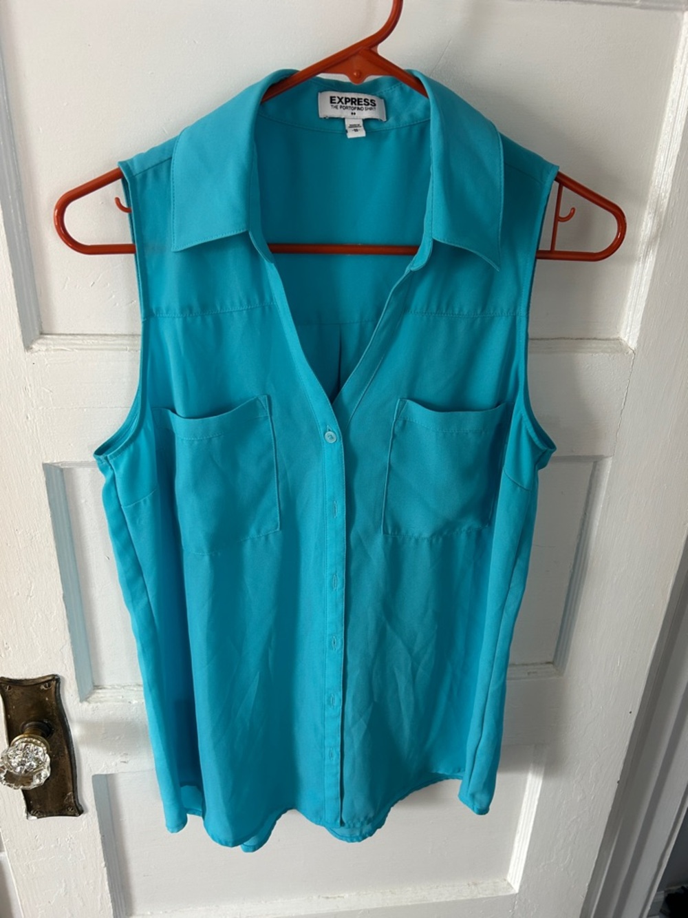 Express Sleeveless Button-Down Shirt in Turquoise